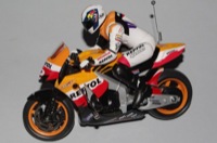 rc_moto_honda_001_zmensenina