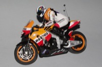 rc_moto_honda_004_zmensenina